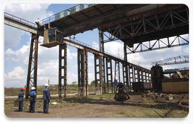 Execution of the task by crane drivers. Competition "Best in the profession -2013 » 